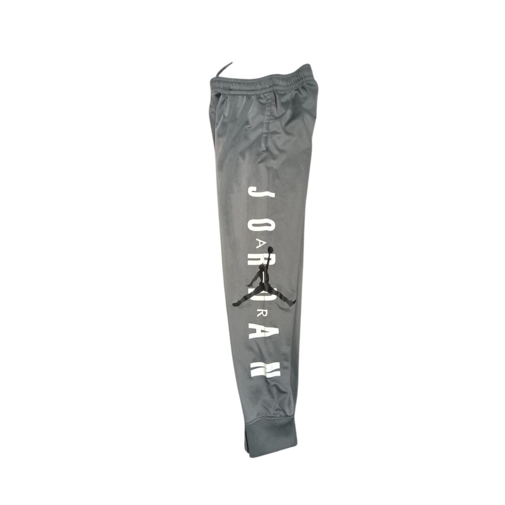 Youth Jordan Joggers size Medium